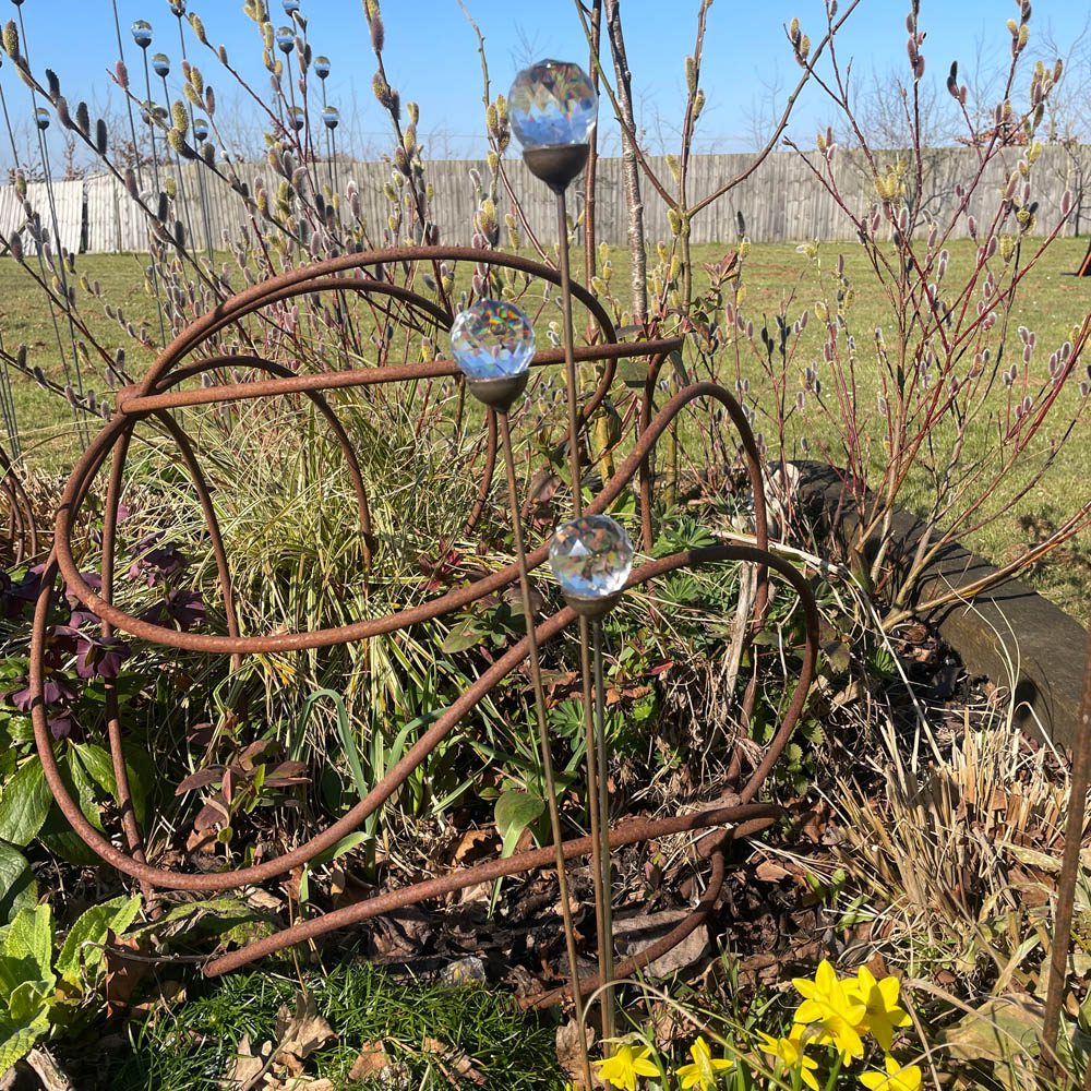 Cluster of 3 Garden Stake Ornaments – Prism Short 5061098721883